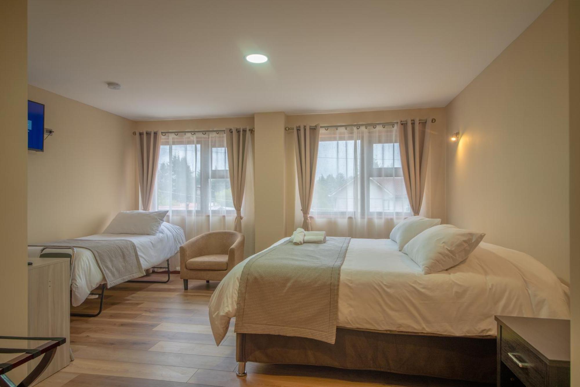 Gran Hotel Aysen Puerto Aysen Buitenkant foto