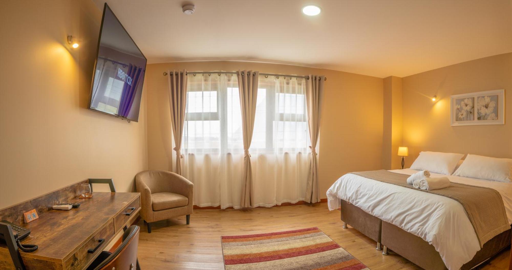 Gran Hotel Aysen Puerto Aysen Buitenkant foto